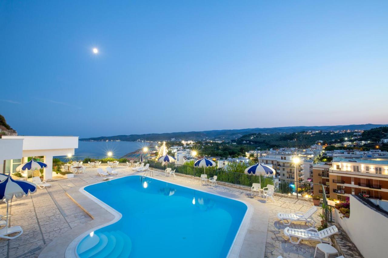 Апарт отель Svevo Sea House Вьесте Экстерьер фото