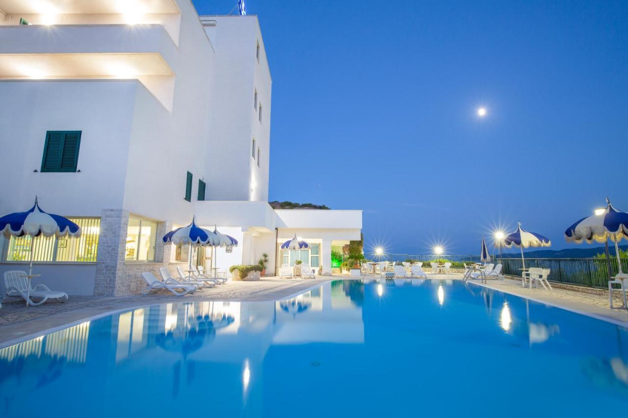 Апарт отель Svevo Sea House Вьесте Экстерьер фото