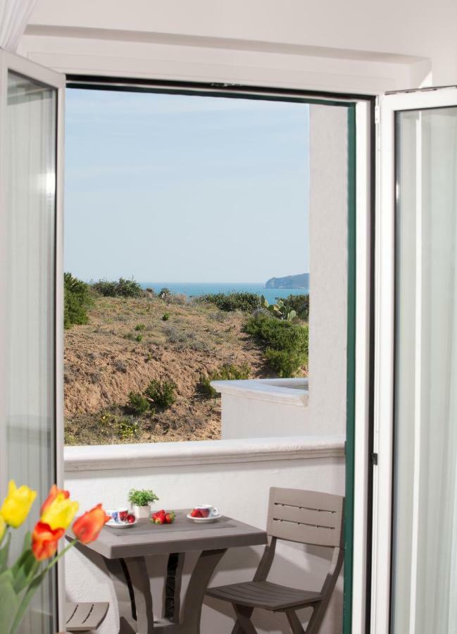 Апарт отель Svevo Sea House Вьесте Экстерьер фото